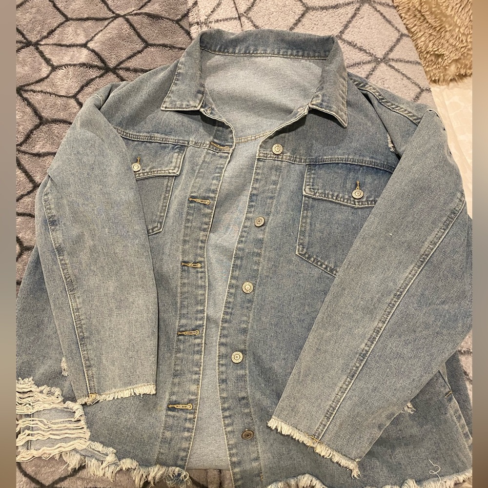 SHEIN light wash denim shacket with distressing size 1x